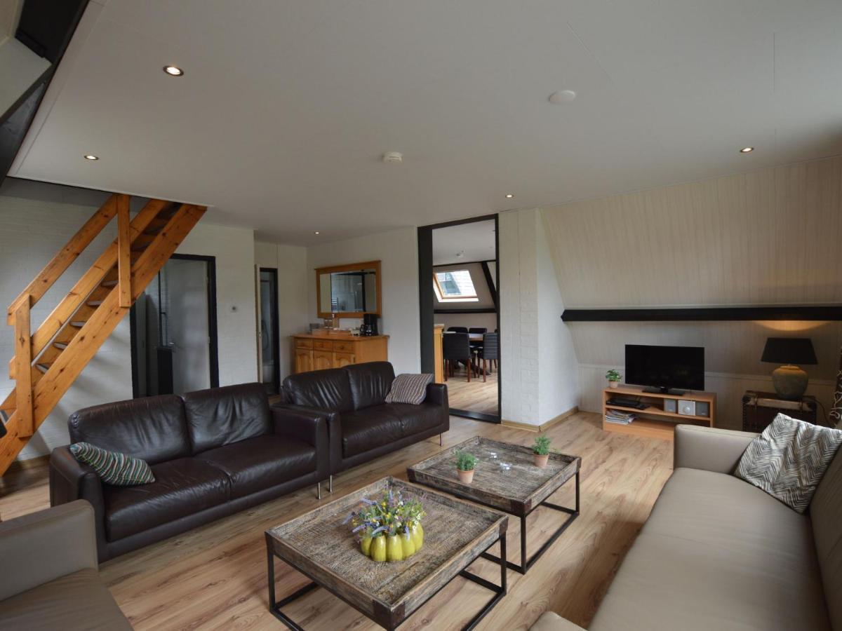 Holiday Home With Large Terrace Stramproy Exteriér fotografie